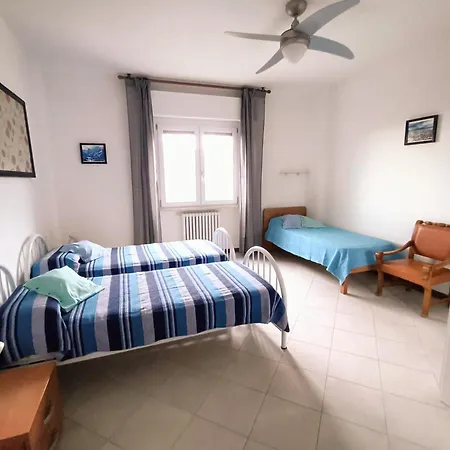 Casa Nina, Lago,montagne, Uliveti Hébergement de vacances Brenzone