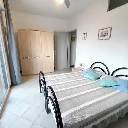 Casa Nina, Lago,montagne, Uliveti Holiday home *