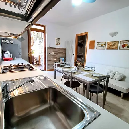 Hébergement de vacances Casa Nina, Lago,montagne, Uliveti Brenzone