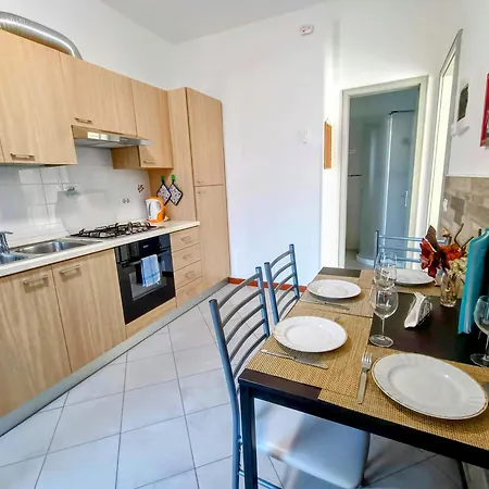 Casa Nina, Lago,montagne, Uliveti *